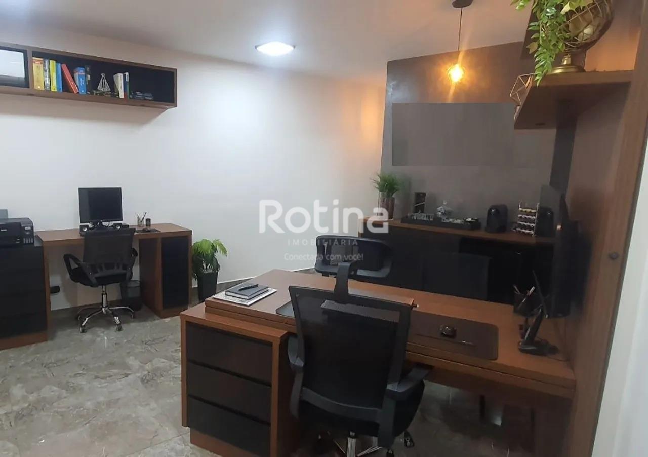 Sala para alugar, em Uberlândia no bairro Centro no valor de R$ 2.500,00 - Rotina Imobiliária: 