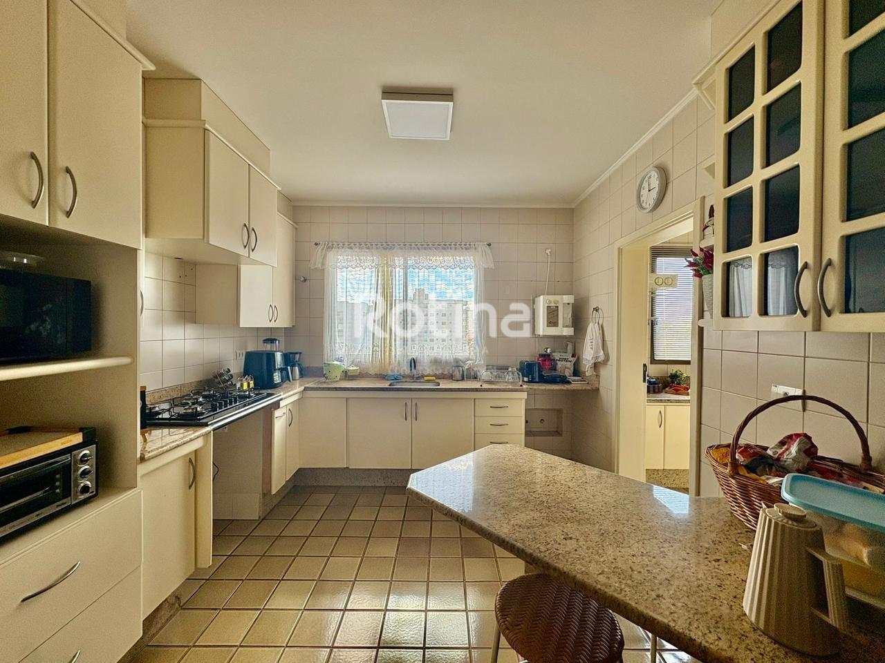 Apartamento à venda, 3 quartos em Uberlândia no bairro Santa Maria no valor de R$ 590.000,00 - Rotina Imobiliária: 