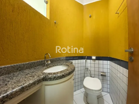 Casa à venda, 3 quartos em Uberlândia no bairro Vigilato Pereira no valor de R$ 570.000,00 - Rotina Imobiliária: 