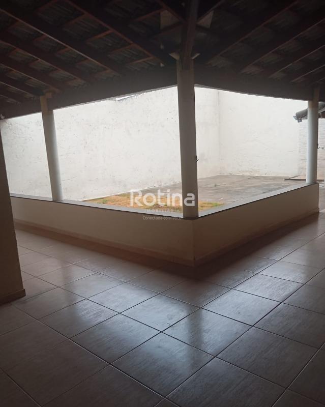 Casa à venda, 3 quartos em Uberlândia no bairro Pampulha no valor de R$ 600.000,00 - Rotina Imobiliária: 
