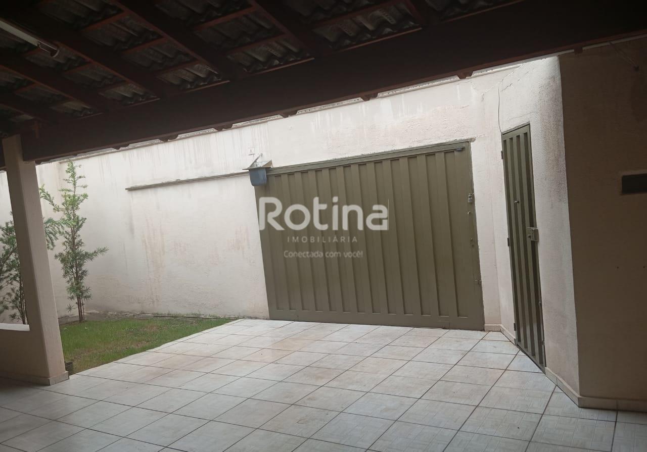Casa à venda, 3 quartos em Uberlândia no bairro Pampulha no valor de R$ 600.000,00 - Rotina Imobiliária: 