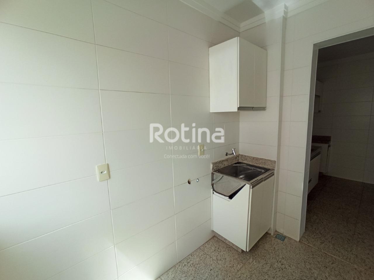 Apartamento para alugar, 3 quartos em Uberlândia no bairro Santa Mônica no valor de R$ 3.300,00 - Rotina Imobiliária: 