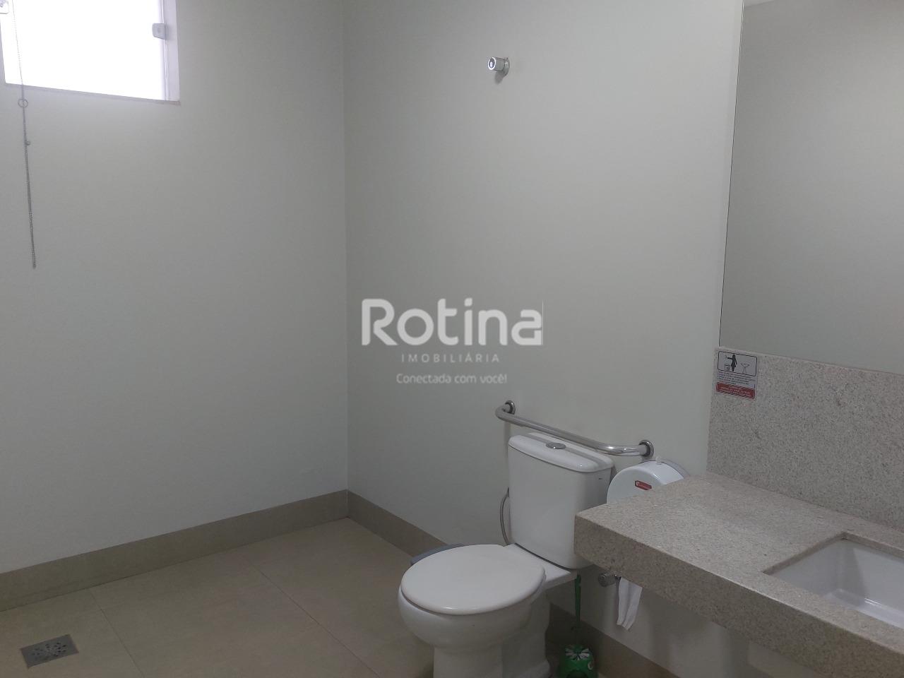 Sala para alugar, em Uberlândia no bairro Tabajaras no valor de R$ 1.650,00 - Rotina Imobiliária: 