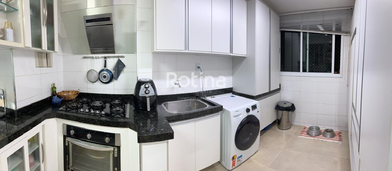 Apartamento à venda, 3 quartos em Uberlândia no bairro Santa Mônica no valor de R$ 600.000,00 - Rotina Imobiliária: 