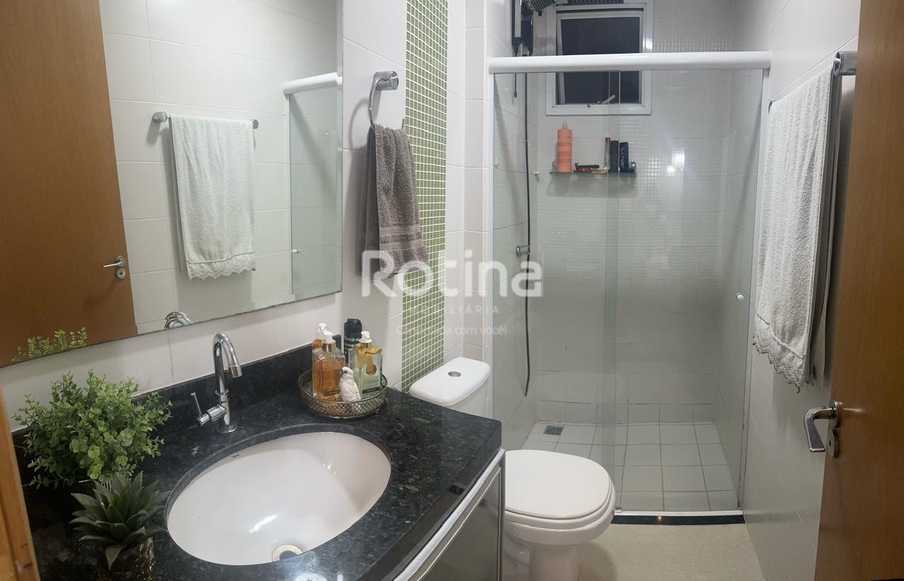Apartamento à venda, 3 quartos em Uberlândia no bairro Santa Mônica no valor de R$ 600.000,00 - Rotina Imobiliária: 