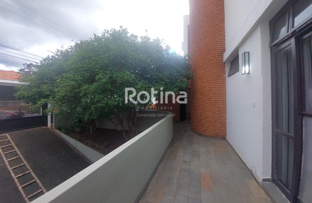 Casa para alugar, 4 quartos em Uberlândia no bairro Centro no valor de R$ 5.000,00 - Rotina Imobiliária: 