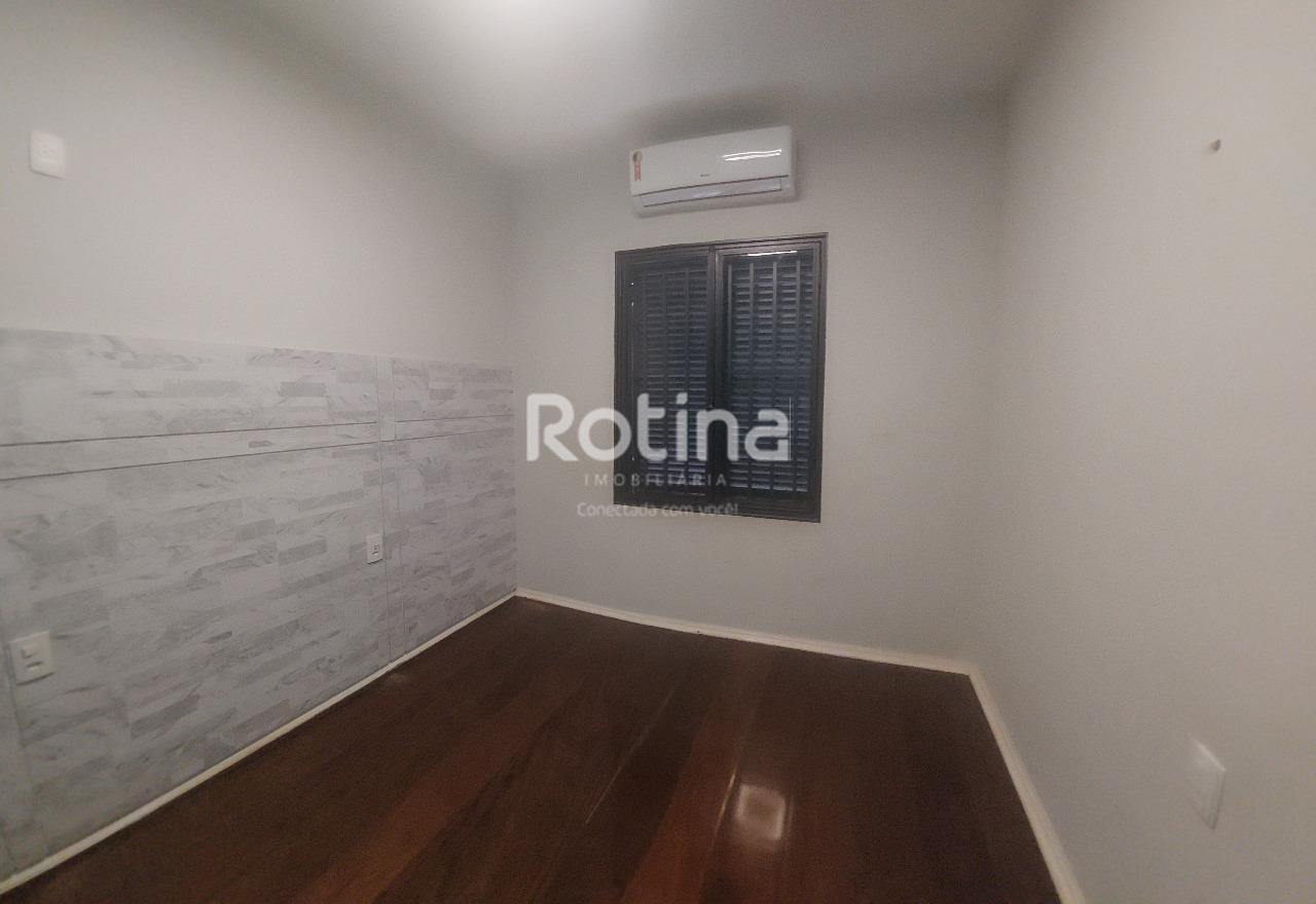 Casa para alugar, 4 quartos em Uberlândia no bairro Centro no valor de R$ 5.000,00 - Rotina Imobiliária: 