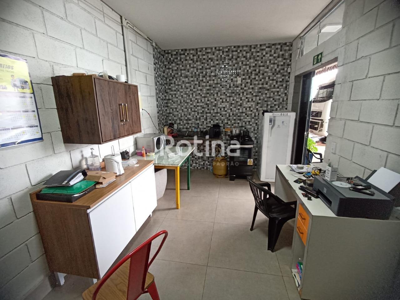 Área à venda, em Uberlândia no bairro Minas Gerais no valor de R$ 1.800.000,00 - Rotina Imobiliária: 