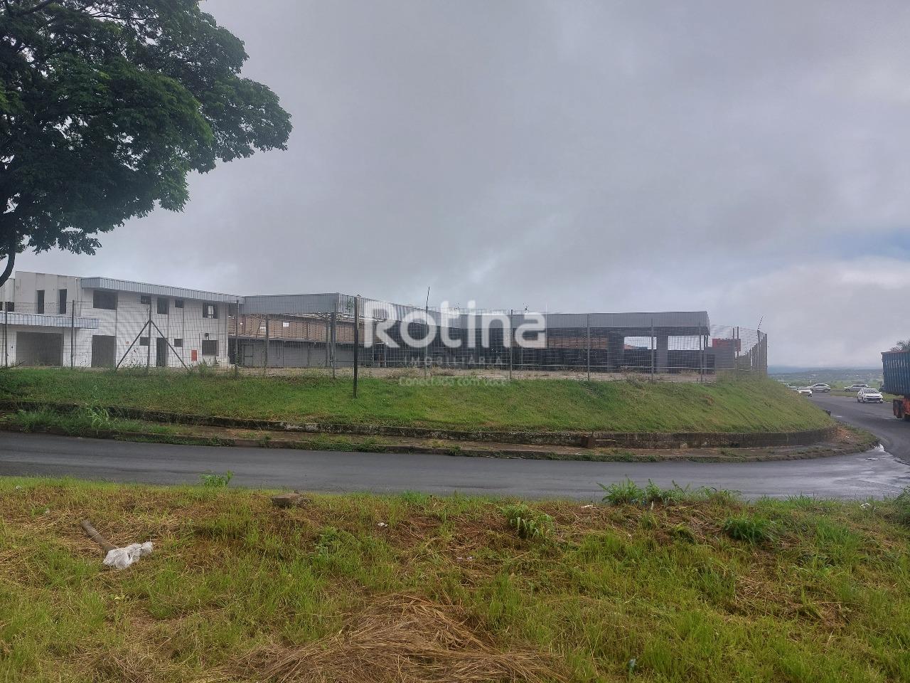 Garagem para alugar, em Uberlândia no bairro Minas Gerais no valor de R$ 60.000,00 - Rotina Imobiliária: 