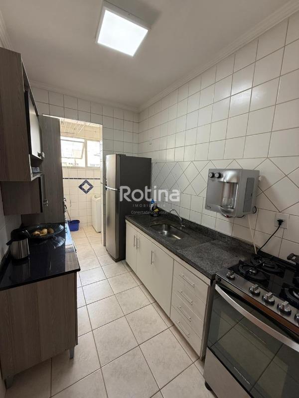Apartamento à venda, 3 quartos em Uberlândia no bairro Presidente Roosevelt no valor de R$ 300.000,00 - Rotina Imobiliária: 