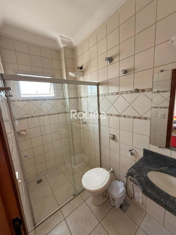 Apartamento à venda, 3 quartos em Uberlândia no bairro Presidente Roosevelt no valor de R$ 300.000,00 - Rotina Imobiliária: 