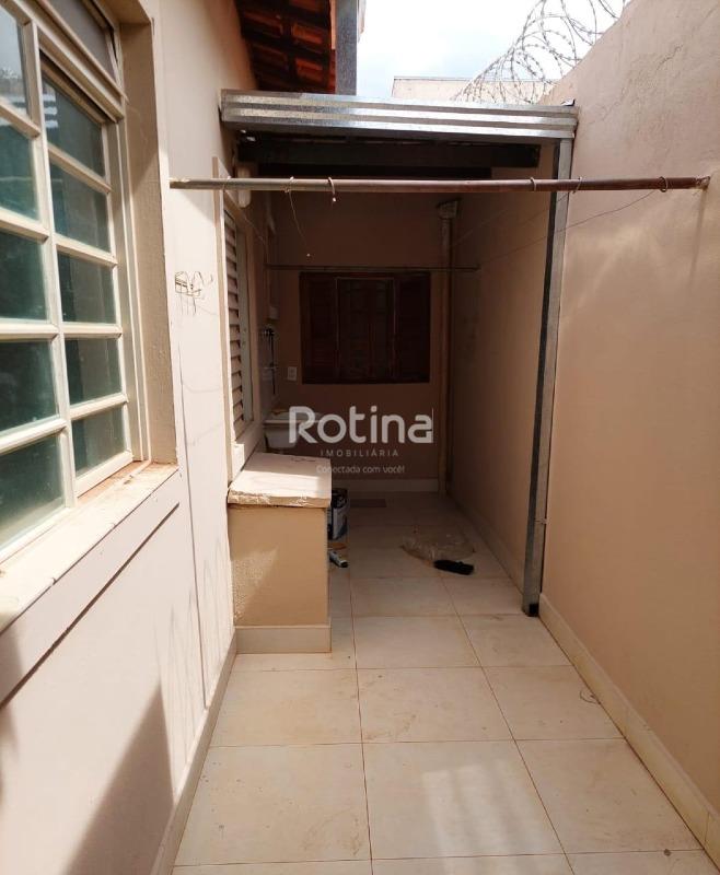Casa à venda, 3 quartos em Uberlândia no bairro Granada no valor de R$ 580.000,00 - Rotina Imobiliária: 