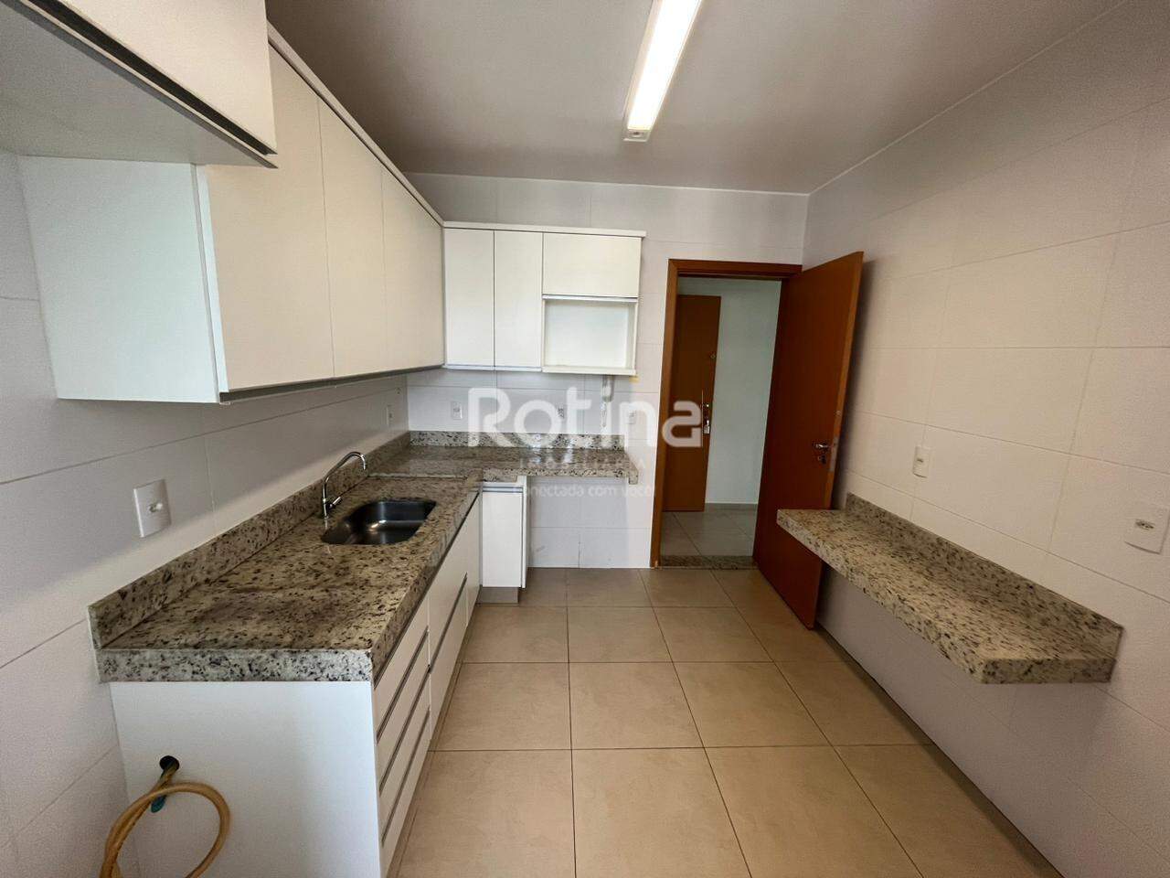 Apartamento à venda, 3 quartos em Uberlândia no bairro Patrimônio no valor de R$ 650.000,00 - Rotina Imobiliária: 