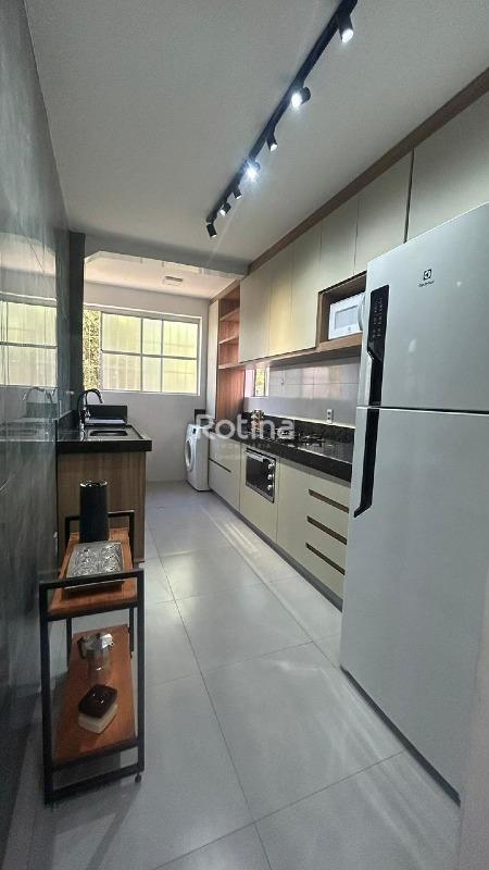 Apartamento para alugar, 3 quartos em Uberlândia no bairro Patrimônio no valor de R$ 3.000,00 - Rotina Imobiliária: 