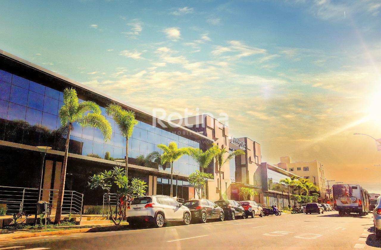 Comercial para alugar, em Uberlândia no bairro Nossa Senhora Aparecida no valor de R$ 0,01 - Rotina Imobiliária: 