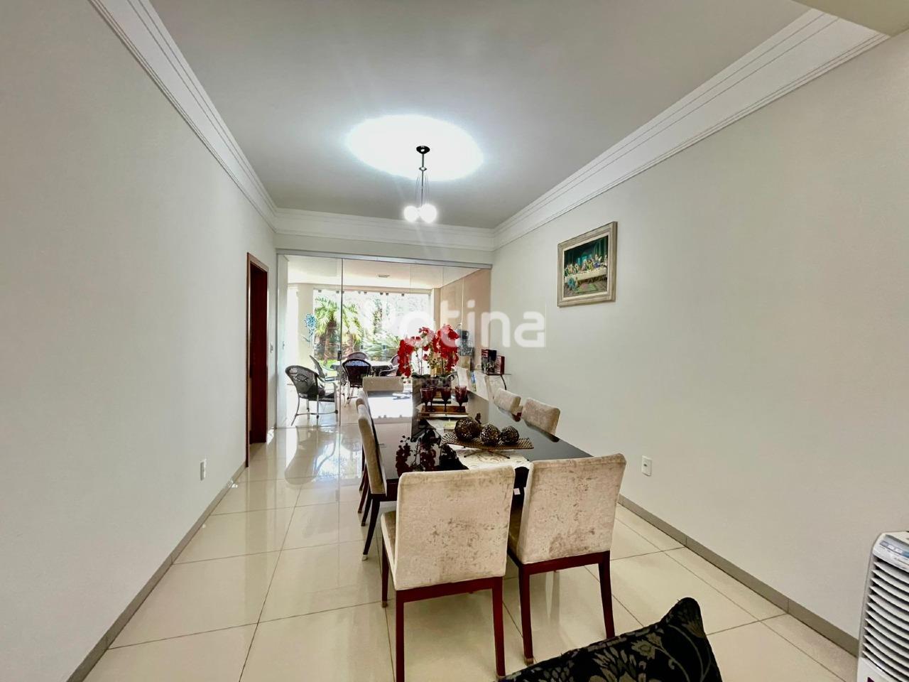 Casa à venda, 4 quartos em Uberlândia no bairro Presidente Roosevelt no valor de R$ 1.300.000,00 - Rotina Imobiliária: 