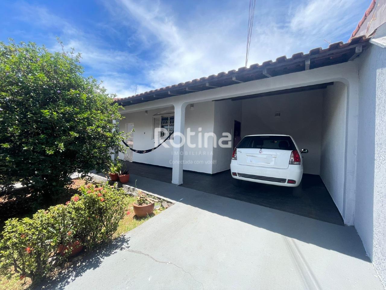 Casa à venda, 3 quartos em Uberlândia no bairro Cidade Jardim no valor de R$ 650.000,00 - Rotina Imobiliária: 