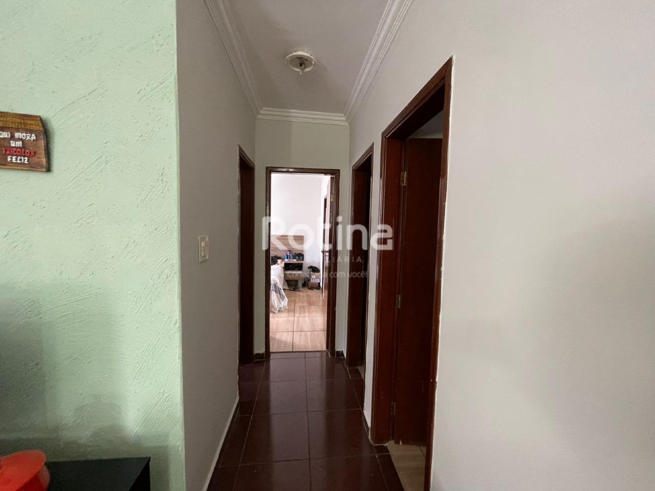 Casa à venda, 3 quartos em Uberlândia no bairro Cidade Jardim no valor de R$ 650.000,00 - Rotina Imobiliária: 