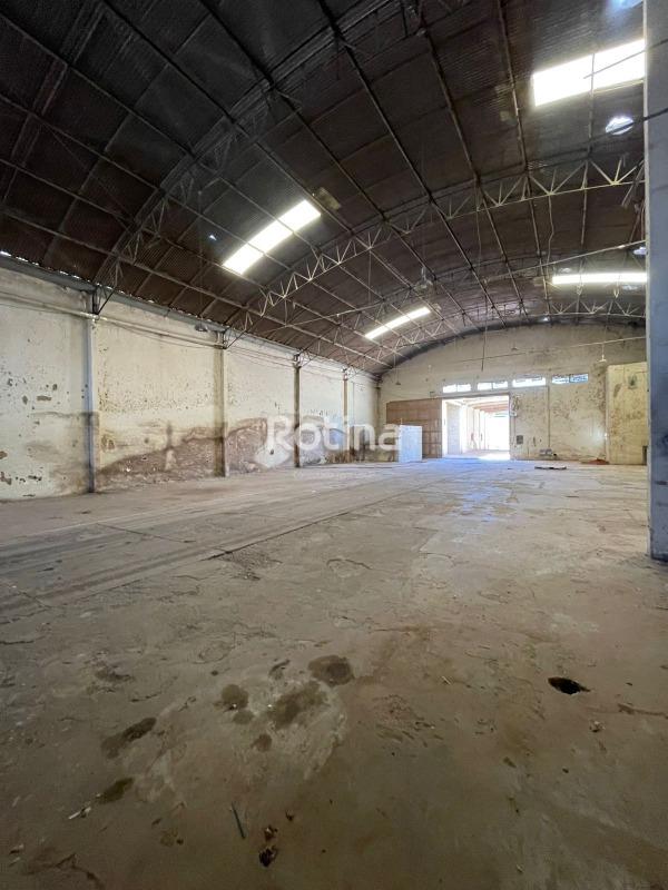 Galpão para alugar, em Uberlândia no bairro Tibery no valor de R$ 25.000,00 - Rotina Imobiliária: 