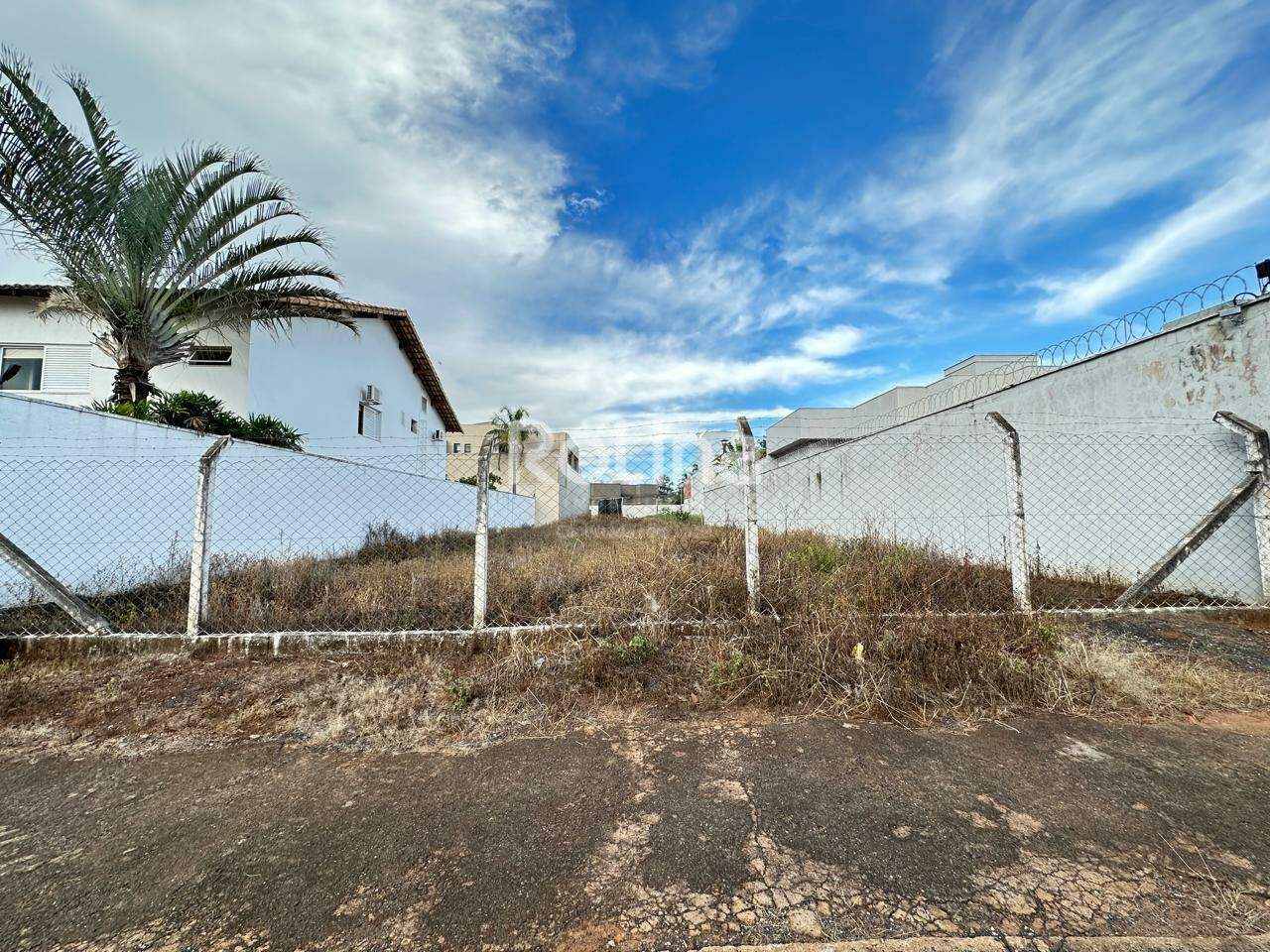 Terreno à venda, em Uberlândia no bairro Jardim Karaíba no valor de R$ 750.000,00 - Rotina Imobiliária: 