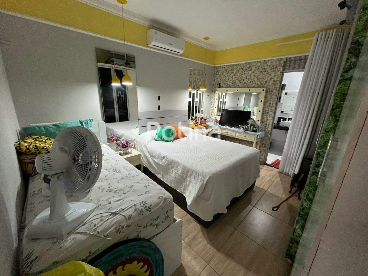 Casa para alugar, 2 quartos em Uberlândia no bairro Jardim Patrícia no valor de R$ 2.200,00 - Rotina Imobiliária: 