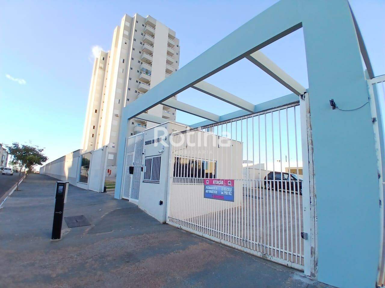Apartamento para alugar, 2 quartos em Uberlândia no bairro Laranjeiras no valor de R$ 1.000,00 - Rotina Imobiliária: 