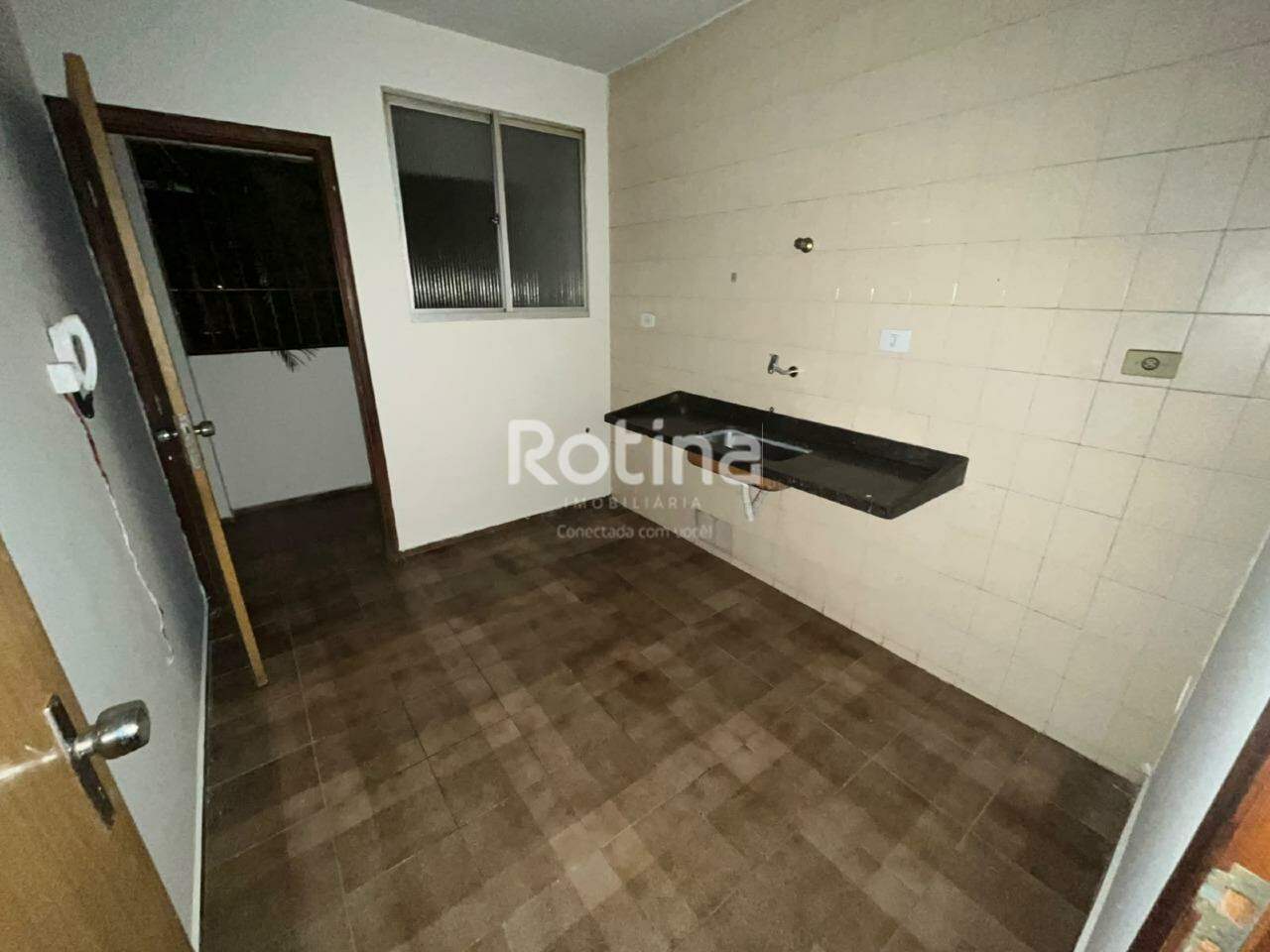 Apartamento para alugar, 2 quartos em Uberlândia no bairro Centro no valor de R$ 1.300,00 - Rotina Imobiliária: 