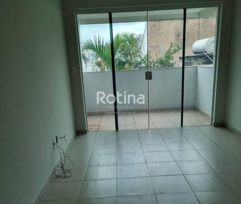 Apartamento para alugar, 3 quartos em Uberlândia no bairro Patrimônio no valor de R$ 2.300,00 - Rotina Imobiliária: 