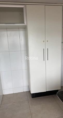Apartamento para alugar, 3 quartos em Uberlândia no bairro Nossa Senhora Aparecida no valor de R$ 4.400,00 - Rotina Imobiliária: 