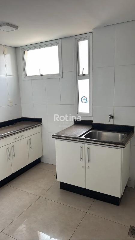 Apartamento para alugar, 3 quartos em Uberlândia no bairro Nossa Senhora Aparecida no valor de R$ 4.400,00 - Rotina Imobiliária: 