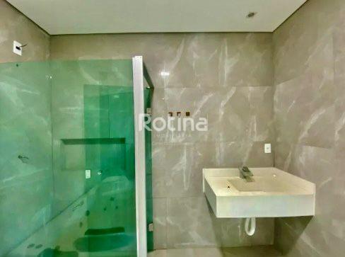 Casa à venda, 3 quartos em Uberlândia no bairro Jardim Califórnia no valor de R$ 600.000,00 - Rotina Imobiliária: 