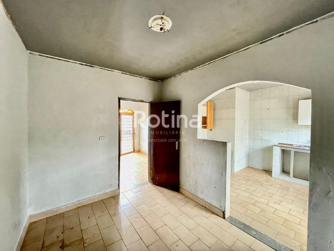 Casa à venda, 2 quartos em Uberlândia no bairro Custódio Pereira no valor de R$ 400.000,00 - Rotina Imobiliária: 