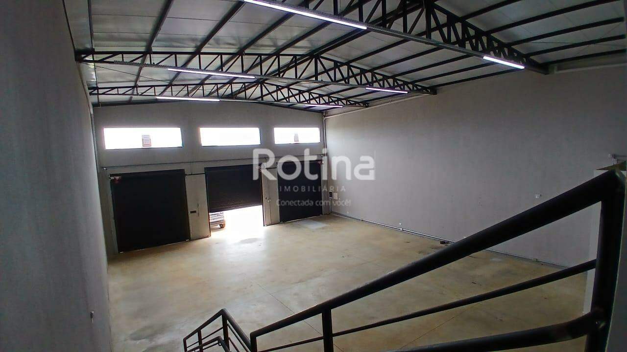 Galpão para alugar, em Uberlândia no bairro Novo Mundo no valor de R$ 10.000,00 - Rotina Imobiliária: 
