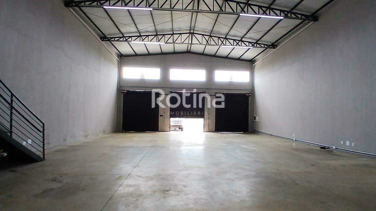 Galpão para alugar, em Uberlândia no bairro Novo Mundo no valor de R$ 10.000,00 - Rotina Imobiliária: 