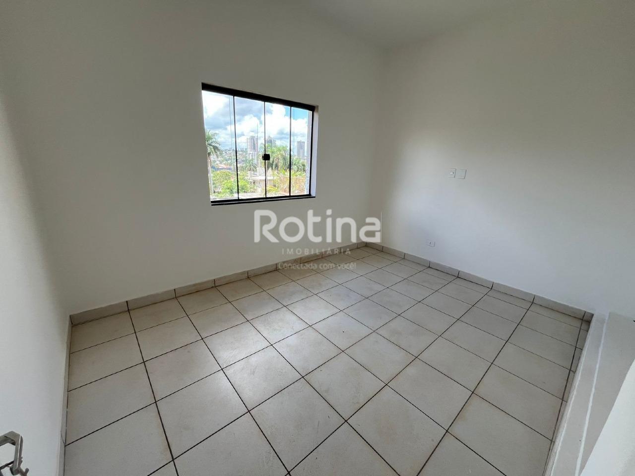 Casa para alugar, 3 quartos em Uberlândia no bairro Lídice no valor de R$ 4.000,00 - Rotina Imobiliária: 