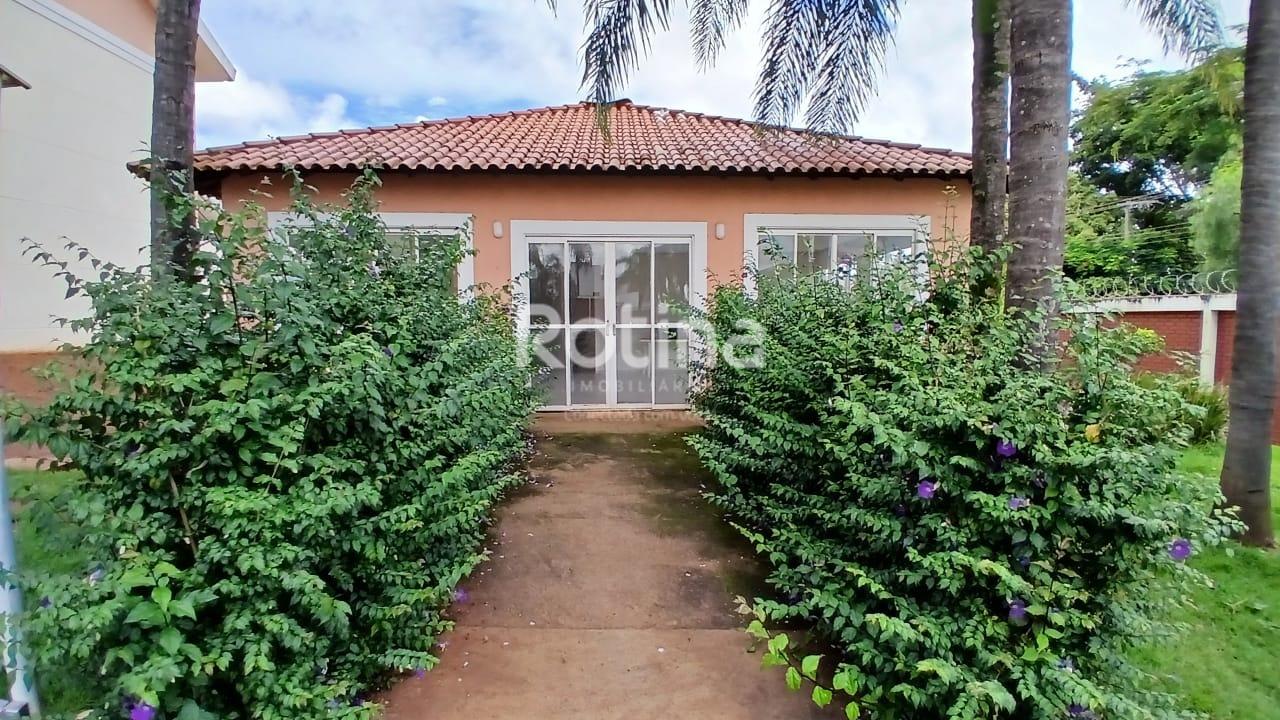Casa Condomínio Fechado para alugar, 3 quartos em Uberlândia no bairro Jardim Karaíba no valor de R$ 2.400,00 - Rotina Imobiliária: 