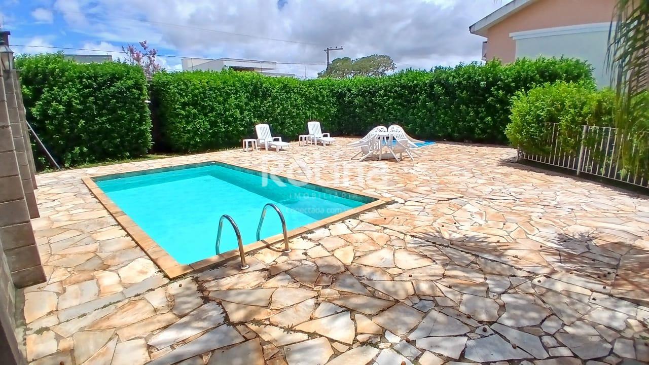 Casa Condomínio Fechado para alugar, 3 quartos em Uberlândia no bairro Jardim Karaíba no valor de R$ 2.400,00 - Rotina Imobiliária: 