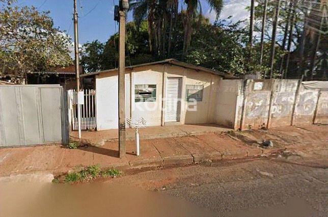Terreno à venda, 2 quartos em Uberlândia no bairro Taiaman no valor de R$ 200.000,00 - Rotina Imobiliária: 