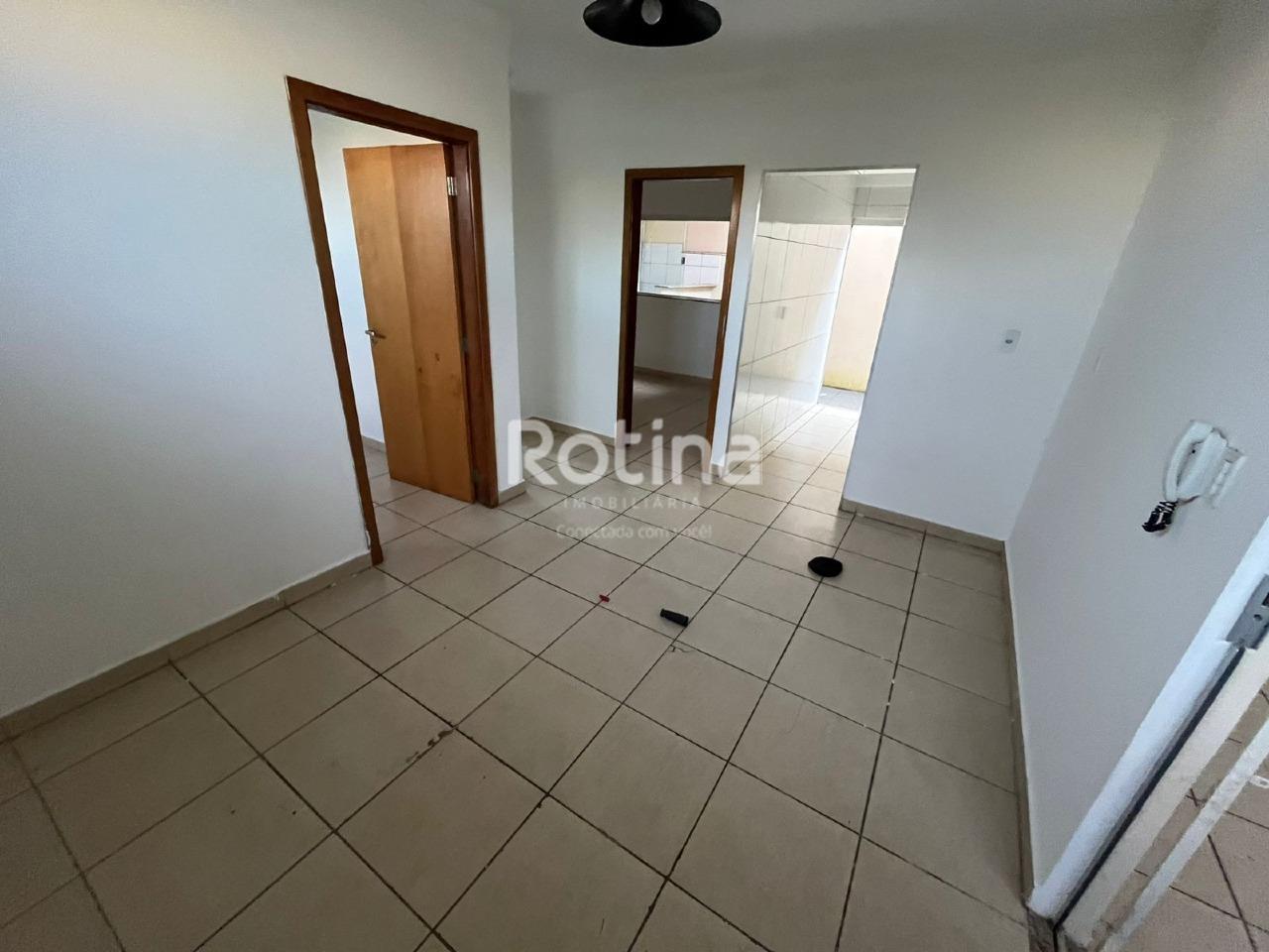 Casa para alugar, 2 quartos em Uberlândia no bairro Brasil no valor de R$ 1.500,00 - Rotina Imobiliária: 