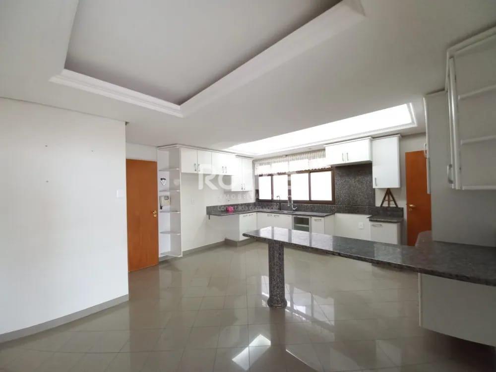 Casa à venda, 4 quartos em Uberlândia no bairro Tabajaras no valor de R$ 1.150.000,00 - Rotina Imobiliária: 