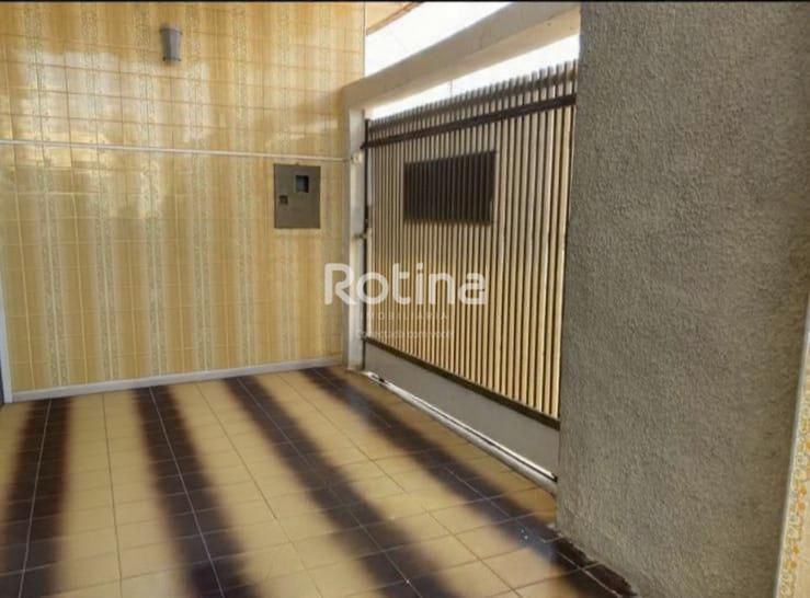 Casa à venda, 4 quartos em Uberlândia no bairro Nossa Senhora Aparecida no valor de R$ 680.000,00 - Rotina Imobiliária: 