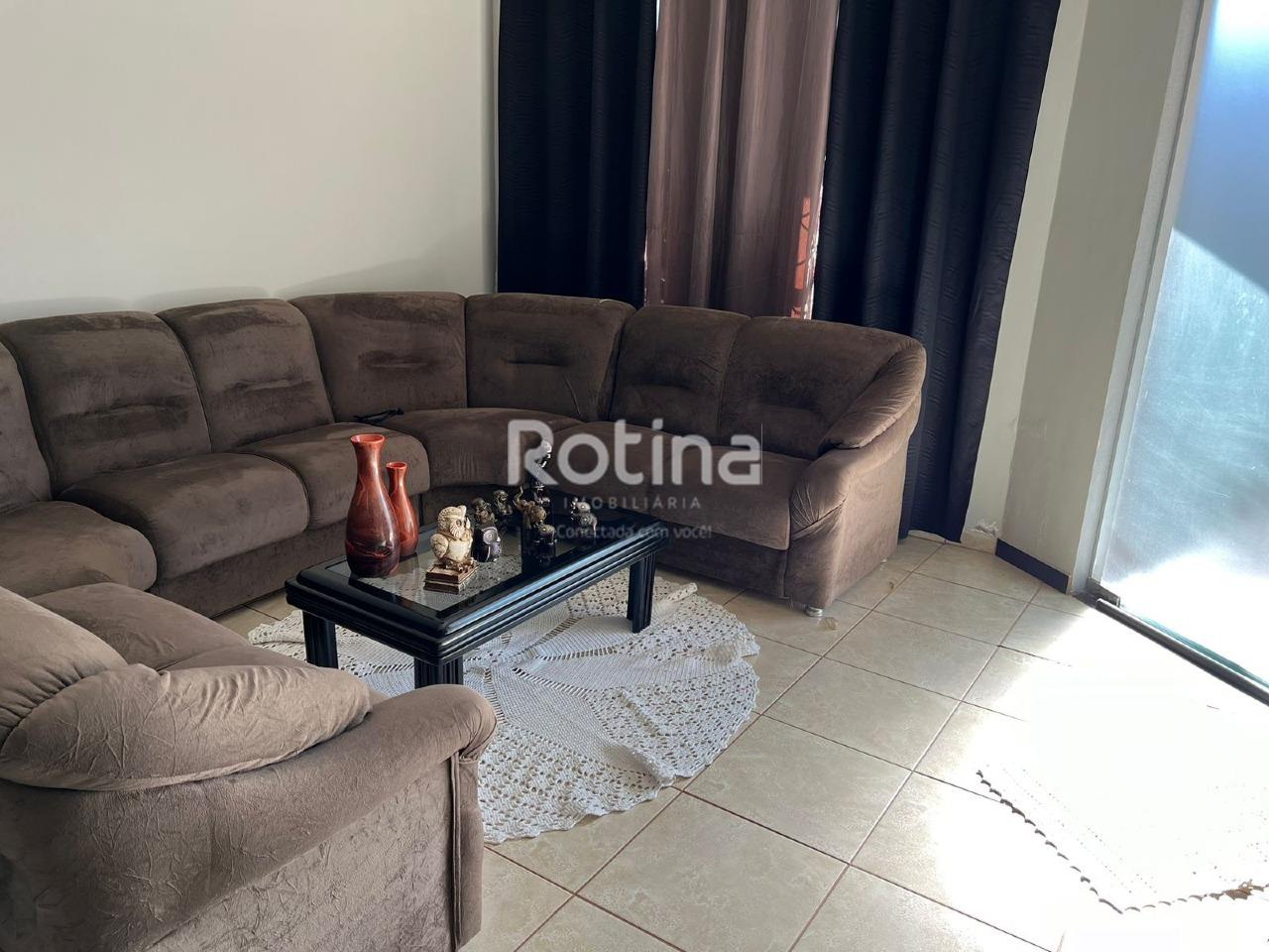 Casa à venda, 3 quartos em Uberlândia no bairro Santa Rosa no valor de R$ 890.000,00 - Rotina Imobiliária: 