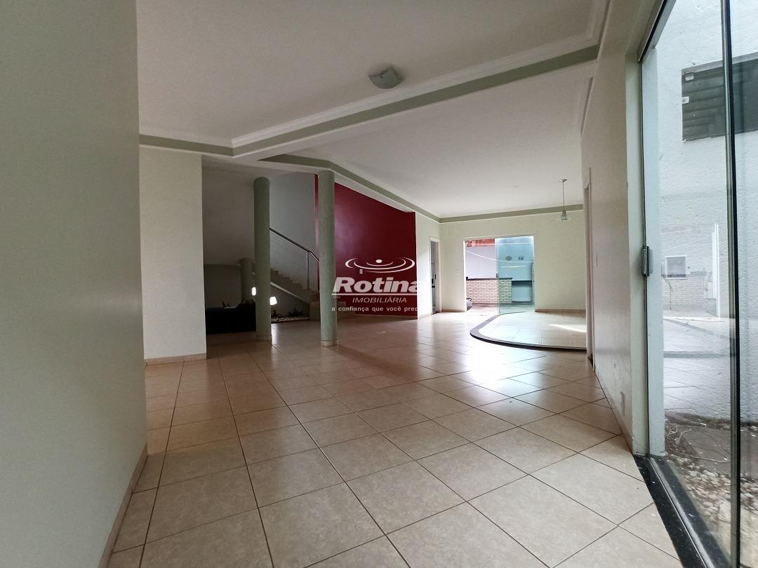 Casa à venda, 3 quartos em Uberlândia no bairro Tubalina no valor de R$ 1.100.000,00 - Rotina Imobiliária: 