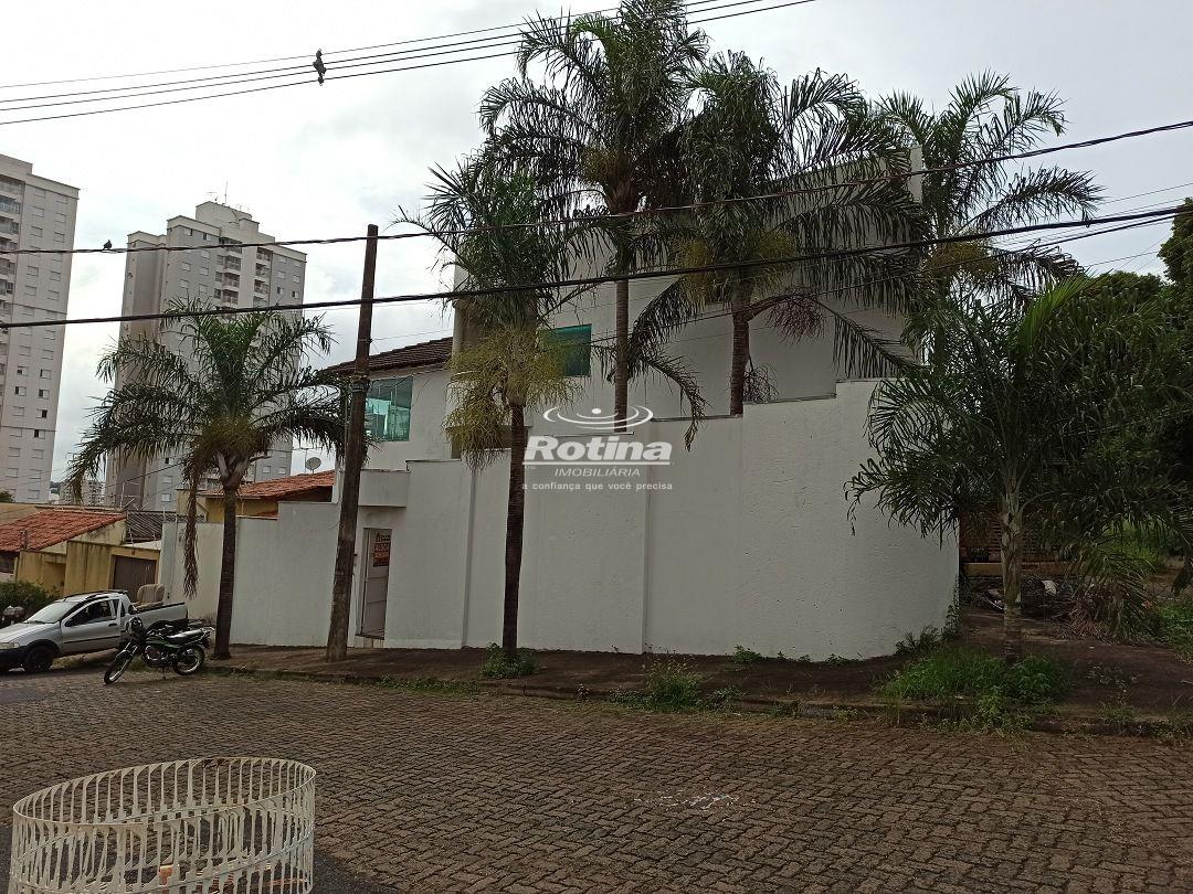 Casa à venda, 3 quartos em Uberlândia no bairro Tubalina no valor de R$ 1.100.000,00 - Rotina Imobiliária: 