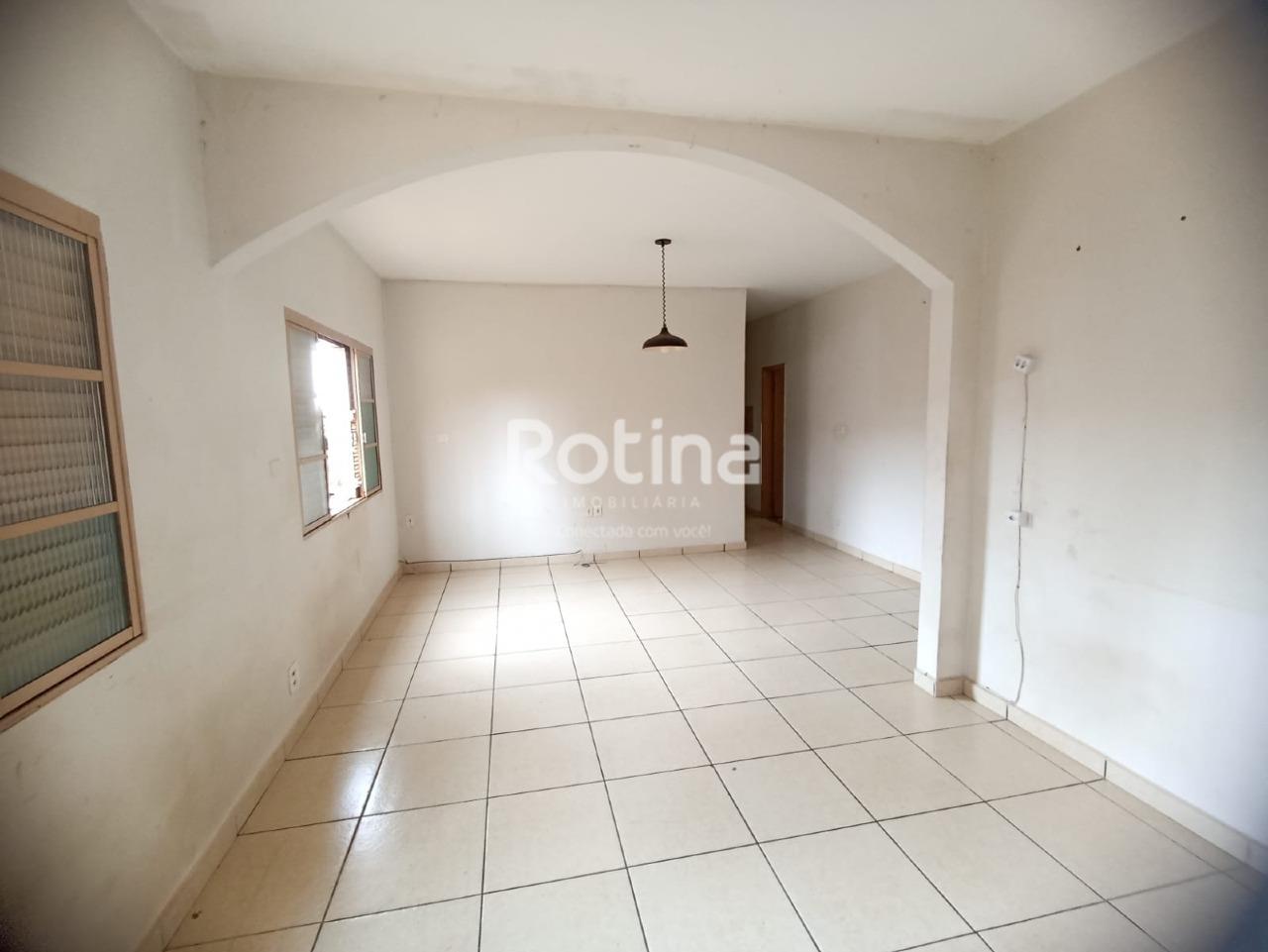 Apartamento à venda, 3 quartos em Uberlândia no bairro Osvaldo Rezende no valor de R$ 330.000,00 - Rotina Imobiliária: 