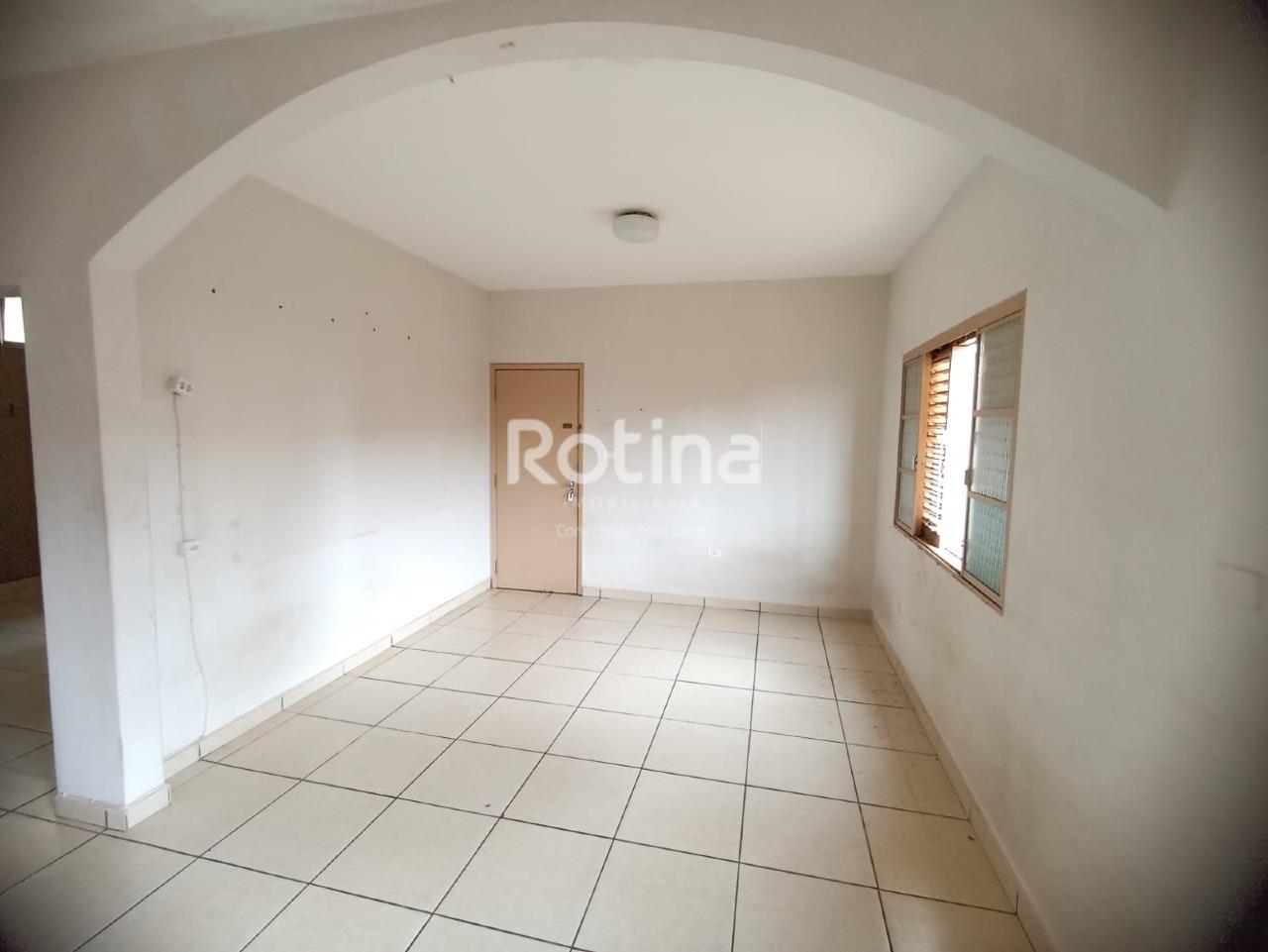 Apartamento à venda, 3 quartos em Uberlândia no bairro Osvaldo Rezende no valor de R$ 330.000,00 - Rotina Imobiliária: 