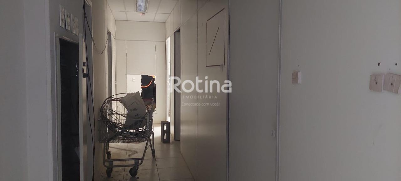 Comercial para alugar, em Uberlândia no bairro Novo Mundo no valor de R$ 7.000,00 - Rotina Imobiliária: 