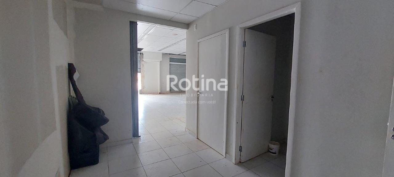 Comercial para alugar, em Uberlândia no bairro Novo Mundo no valor de R$ 7.000,00 - Rotina Imobiliária: 