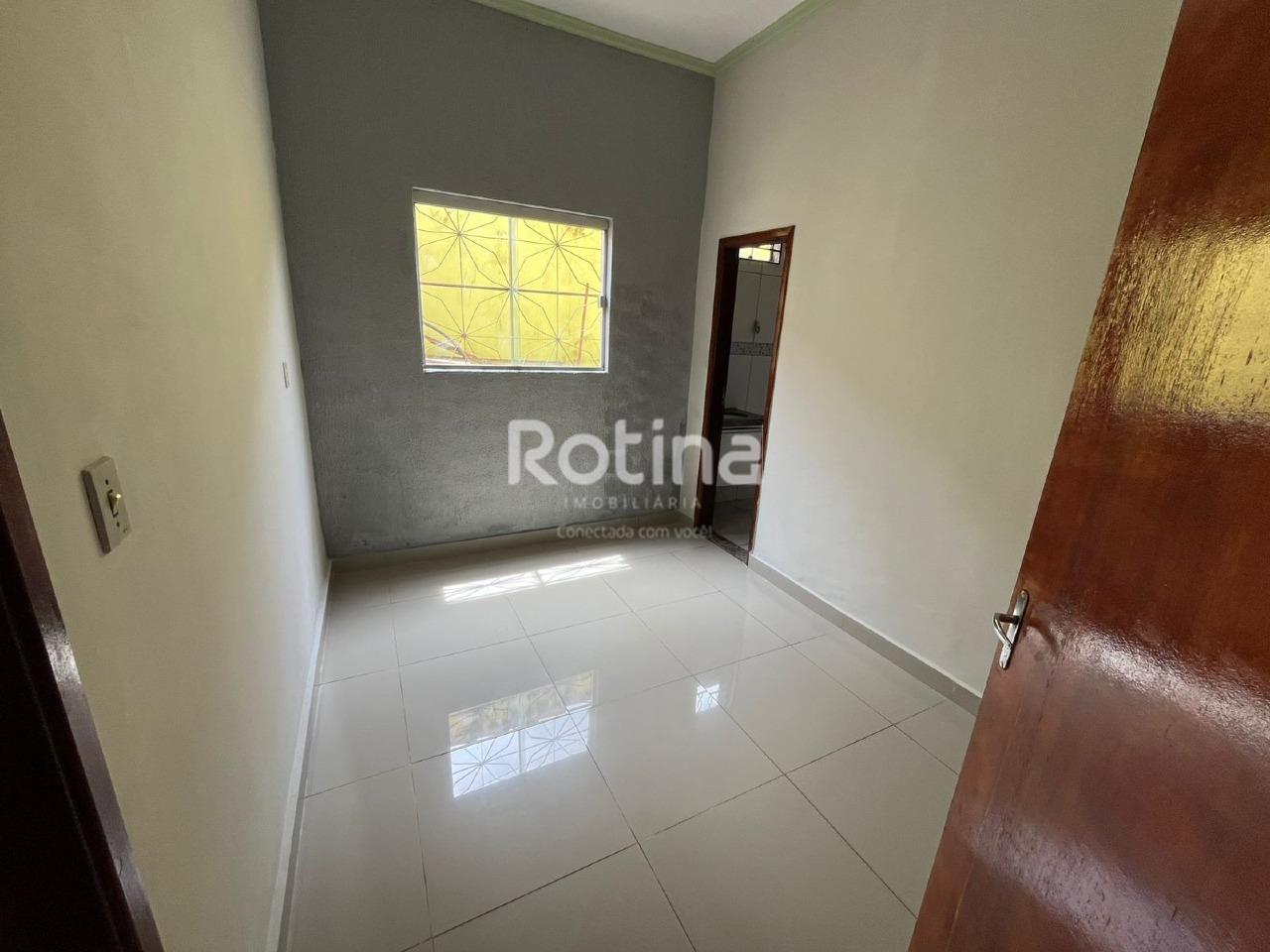 Casa para alugar, 3 quartos em Uberlândia no bairro São Jorge no valor de R$ 1.650,00 - Rotina Imobiliária: 