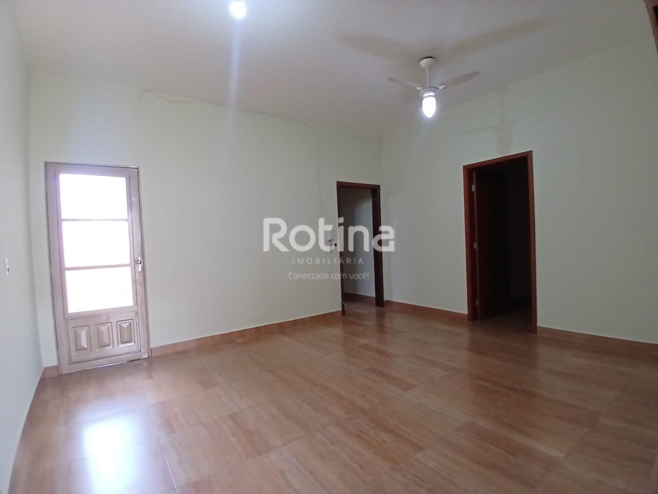 Casa para alugar, 3 quartos em Uberlândia no bairro Santa Luzia no valor de R$ 2.900,00 - Rotina Imobiliária: 